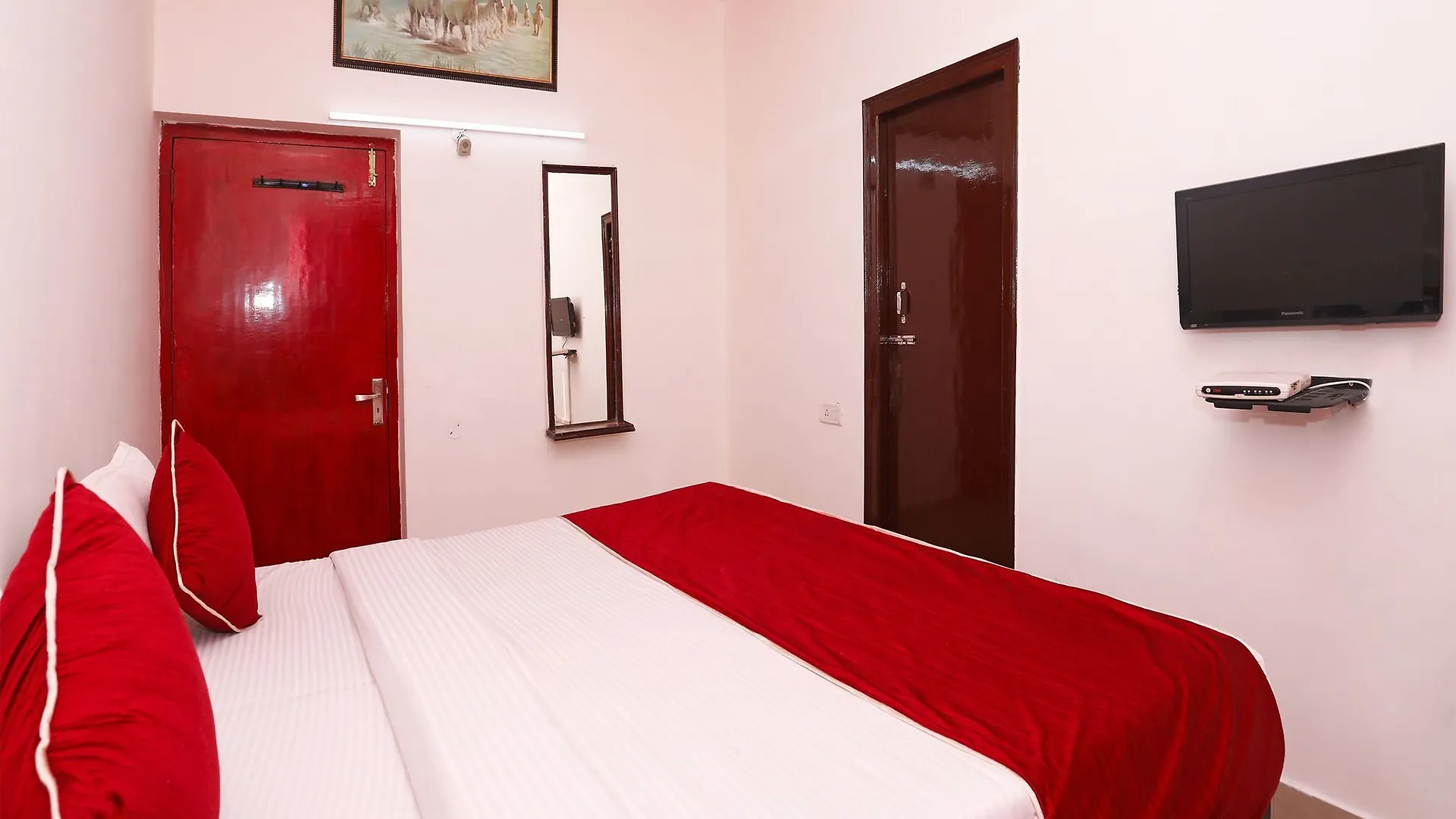 Oyo 10875 Hotel Rajput Royal Agra  2*, Agra (Uttar Pradesh) India