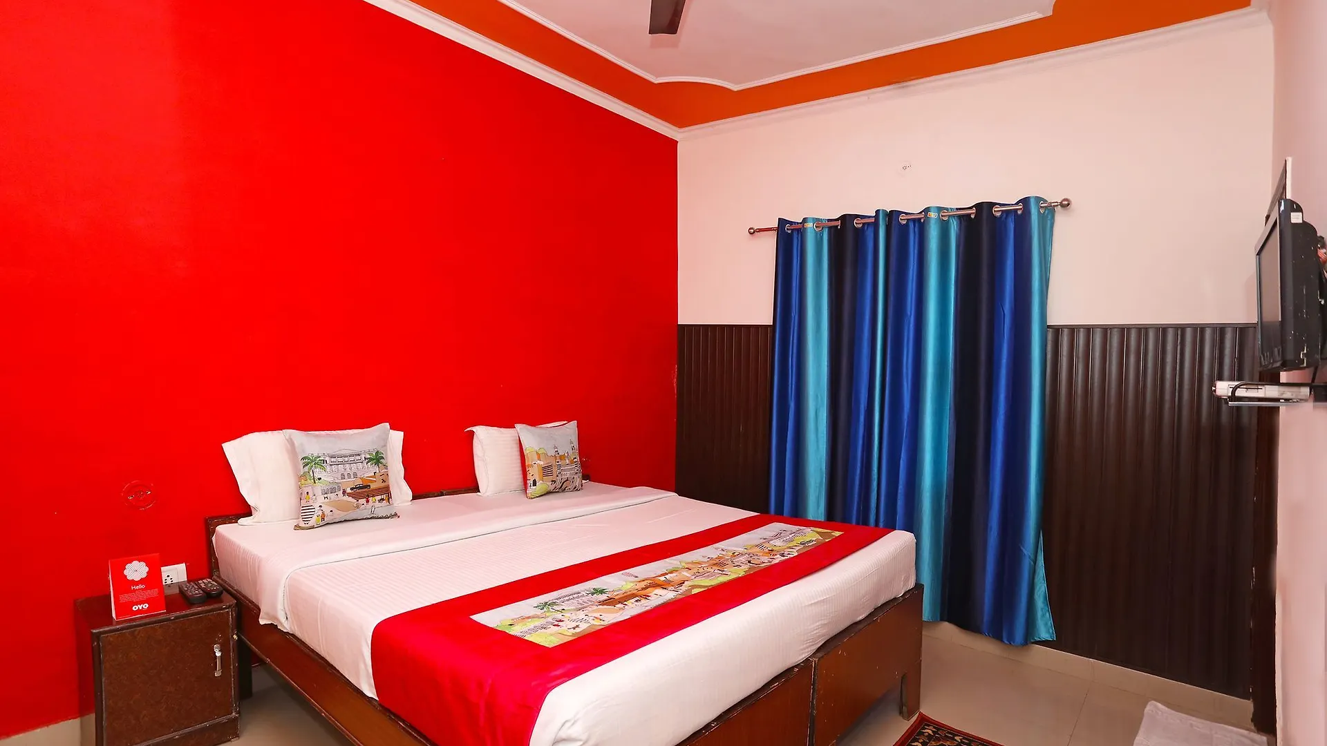**  Oyo 10875 Hotel Rajput Royal Agra  Indie